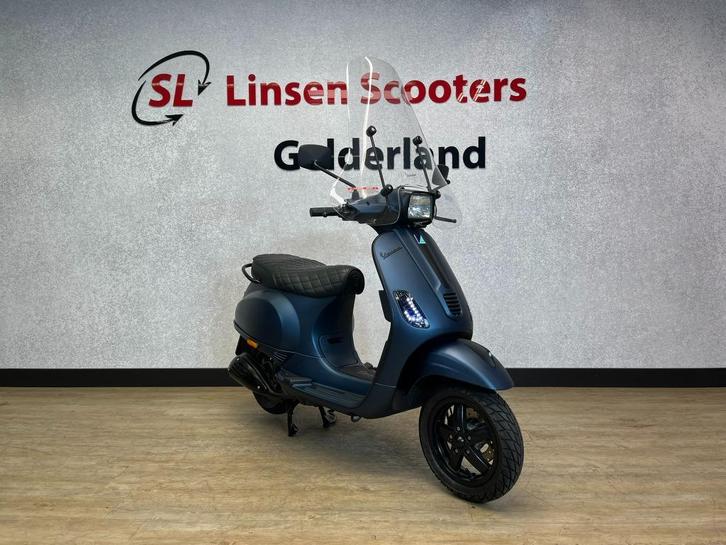Vespa S 25 km/h Mat Blauw 2013, Fietsen en Brommers, Scooters | Vespa, Zo goed als nieuw, Vespa S, Maximaal 25 km/u, Benzine, Ophalen