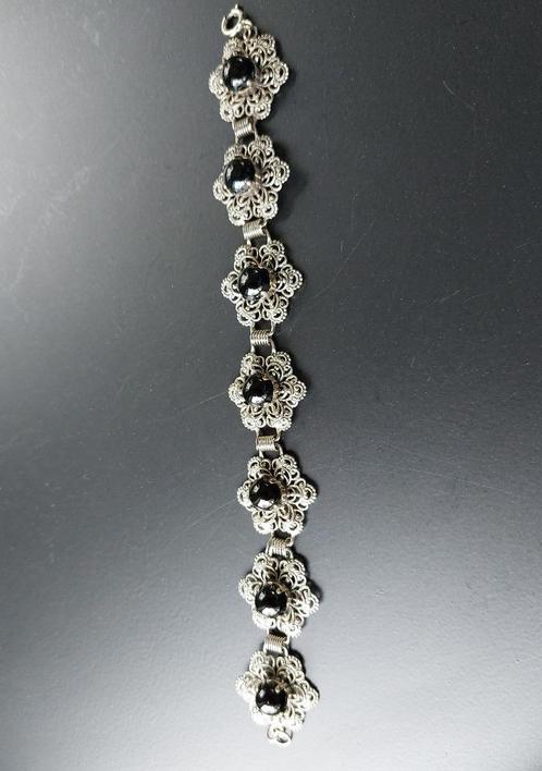 vintage armband met filigraan, Sieraden, Tassen en Uiterlijk, Antieke sieraden, Armband, Overige materialen, Ophalen of Verzenden