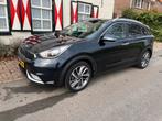 Kia Niro 1.6 GDi Hybr ‘18 Execut tr.hk Dashc Prijs verlaagd., 74 €/maand, Zwart, Blauw, 23 km/l