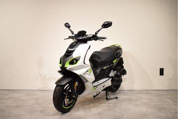 Peugeot Speedfight 4 | 2021 | 5000km | BROM beschikbaar voor biedingen