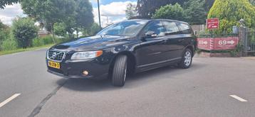 Volvo V70 2.0D Limited Edition YOUNG TIMER AUTO beschikbaar voor biedingen