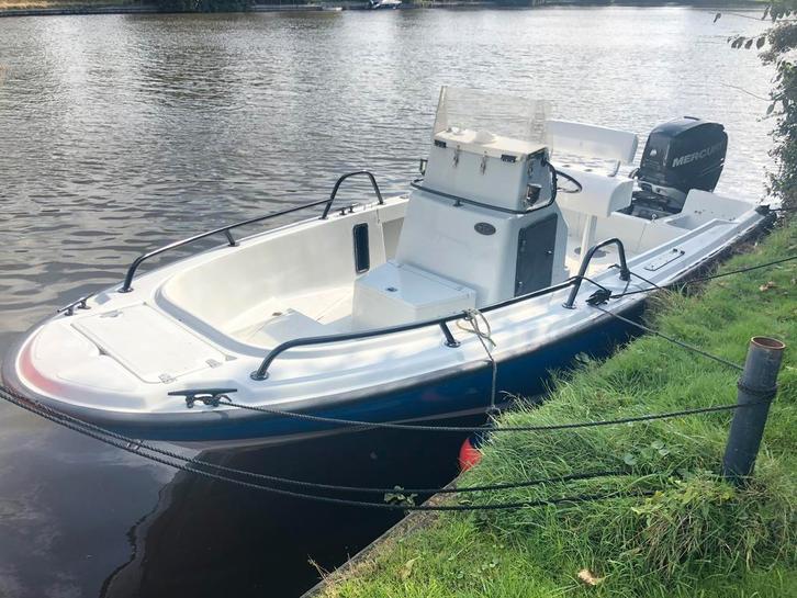 Boston Whaler justice 19’ (mercury 225pk), Watersport en Boten, Vis- en Consoleboten, Zo goed als nieuw, 70 pk of meer, 3 tot 6 meter