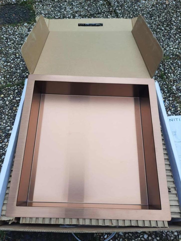 Nieuw, Copper RVS Inbouwnis 30x30x7cm, Doe-het-zelf en Verbouw, Sanitair, Nieuw, Douche, Koper, Rvs, Ophalen of Verzenden