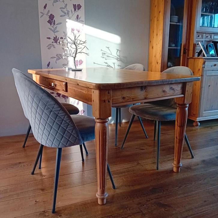 Massief grenen eettafel, Huis en Inrichting, Tafels | Eettafels, Gebruikt, 50 tot 100 cm, 100 tot 150 cm, Vier personen, Rechthoekig