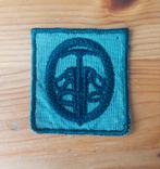 KL borstembleem Rotsklimmen GVT, Verzamelen, Ophalen of Verzenden, Landmacht, Nederland, Embleem of Badge