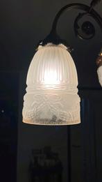 Antieke 3 armige bronzen  hanglamp met melkglazen kapjes, Ophalen