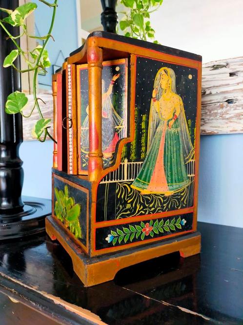 Antiek Indiase houten bruids kist juwelen box handbeschilder, Antiek en Kunst, Antiek | Overige Antiek, Ophalen of Verzenden