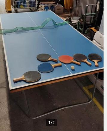 Tafeltennistafel met batjes  - pingpongtafel inklap beschikbaar voor biedingen