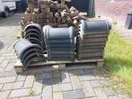 Diverse nokvorsten, broekstukken en hoekkeperpan, Ophalen, Gebruikt, Steen of Klei, 15 m² of meer