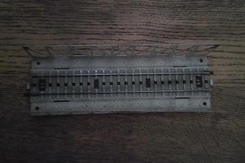 Marklin M-rails Metalen Vlakbrug recht nr. 7162 beschikbaar voor biedingen