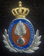 Pet embleem Wachtmeester Koninklijke Marechaussee KMAR, Ophalen of Verzenden, Landmacht, Nederland, Embleem of Badge