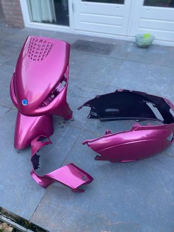 Piaggio Zip 2000 Custom Kappenset ✅ beschikbaar voor biedingen