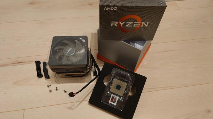ryzen 9 3900x processor 12 core met (gratis) cpu-koeler., Computers en Software, Processors, Zo goed als nieuw, 12-core, 4 Ghz of meer