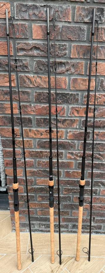 3x Nash Dwarf kurk 10ft 3,25Lb beschikbaar voor biedingen