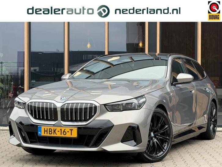 BMW 5 Serie Touring 530e M Sport Edition (bj 2025), Auto's, BMW, Bedrijf, Te koop, 5-Serie, ABS, Achteruitrijcamera, Adaptive Cruise Control