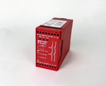 Allen-Bradley Guardmaster Veligheidsrelais MSR123RT beschikbaar voor biedingen