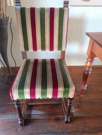Eikenhouten stoelen (Landelijke, vintage stijl) beschikbaar voor biedingen