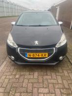 Peugeot 208 1.2 VTI 60KW/82PK 3-D 2014 Zwart, Auto's, Voorwielaandrijving, 31 €/maand, Zwart, Handgeschakeld