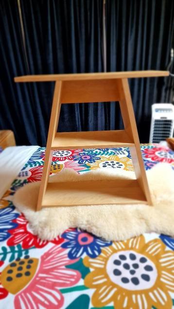 BUREAU IKEA beschikbaar voor biedingen