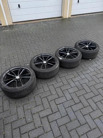 Volkswagen 19 inch velgen beschikbaar voor biedingen