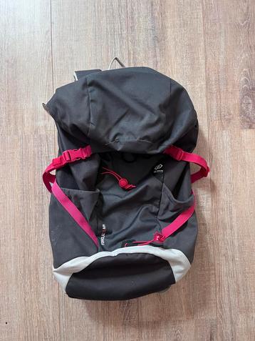 Quechua Rugtas 20L - Gebruikt beschikbaar voor biedingen