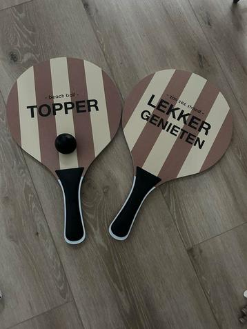 Beachball Set Topper met Schaak- en Bordspel beschikbaar voor biedingen