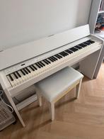 Piano Roland wit met krukje, Muziek en Instrumenten, Piano's, Ophalen, Zo goed als nieuw, Wit