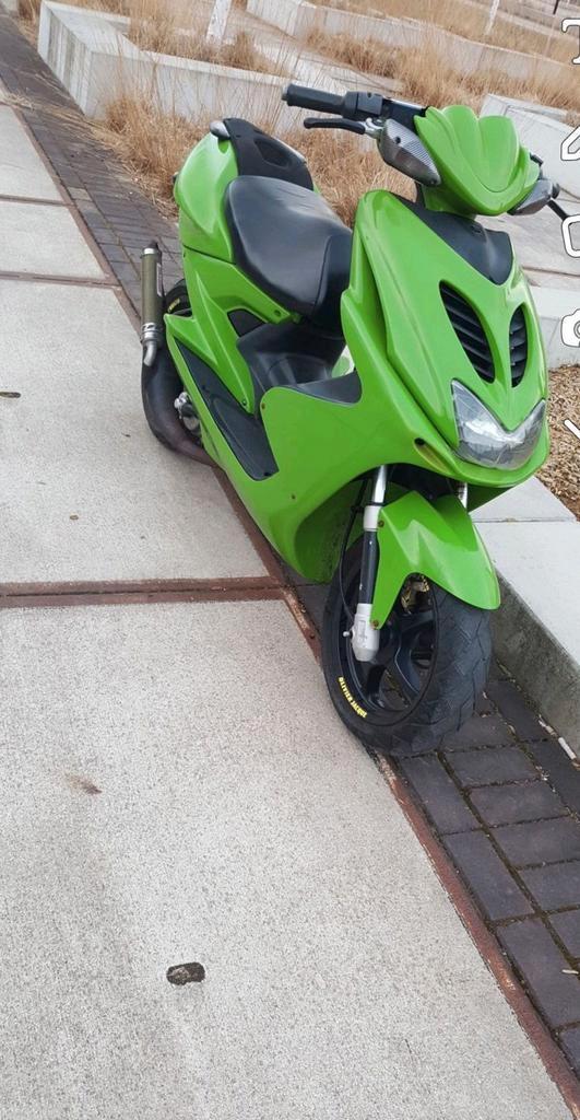 Ik koop uw aerox, Fietsen en Brommers, Scooters | Yamaha, Ophalen of Verzenden