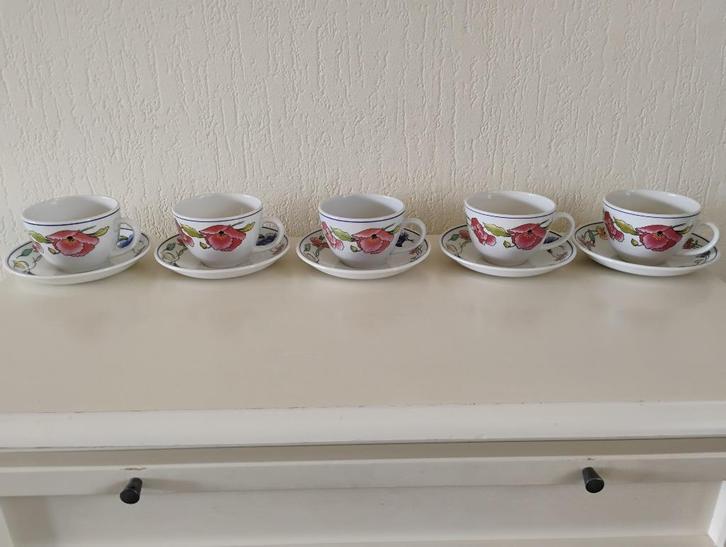 Kop en schotels Alpine Meadow servies los te koop, Huis en Inrichting, Keuken | Servies, Zo goed als nieuw, Kop(pen) en/of Schotel(s)