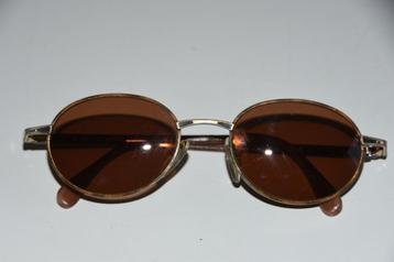 Vintage zonnebril goudkleurig met bruin bril beschikbaar voor biedingen