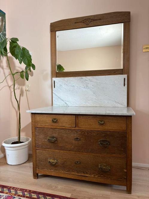 Antiek dressoir met marmeren blad, Huis en Inrichting, Kasten | Dressoirs, Ophalen