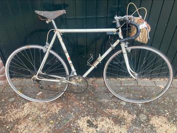 racefiets beschikbaar voor biedingen