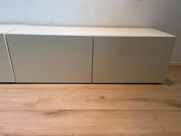 Twee IKEA BESTA kasten (60x40 & 120x40) met snoeruitsparinge - afbeelding 2