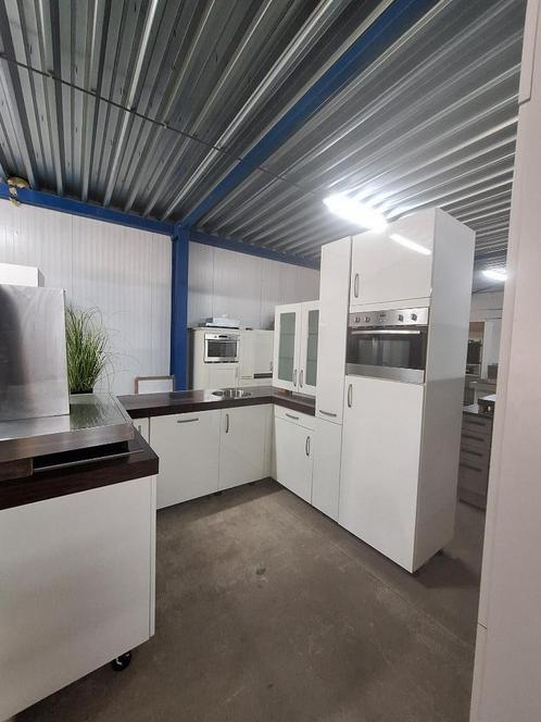Complete keuken Compleet met APP 120Keukens op voorraad 2676, Huis en Inrichting, Keuken | Complete keukens, Zo goed als nieuw