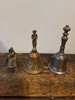 3 oude / antieke handbellen oa 1 met napoleon, Ophalen of Verzenden