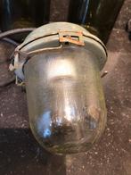 Oude Sovjet bunker lamp met porselein vitting, Antiek en Kunst, Ophalen of Verzenden