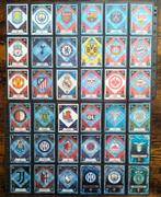 Topps Match Attax 2024-25 Alle Badges ( Logo's ) + 4 x 2024, Ophalen of Verzenden, Zo goed als nieuw, Buitenlandse clubs, Poster, Plaatje of Sticker