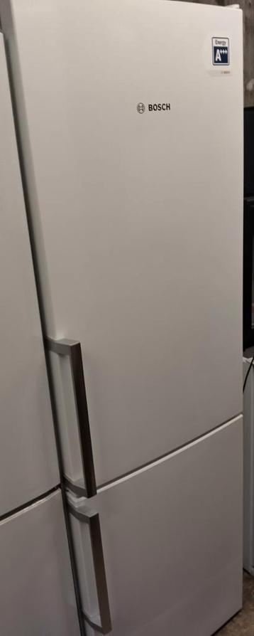 Bosch Koel vries combinatie beschikbaar voor biedingen