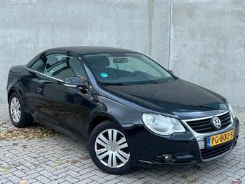 Zwarte Volkswagen Eos 2.0 16V Cabriolet 150PK/NieuweAPK/AC! beschikbaar voor biedingen