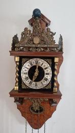 Antieke Klok, Ophalen