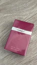 Intimacy Pink Eau de Parfum 30ml - Nieuwstaat, Ophalen of Verzenden, Nieuw