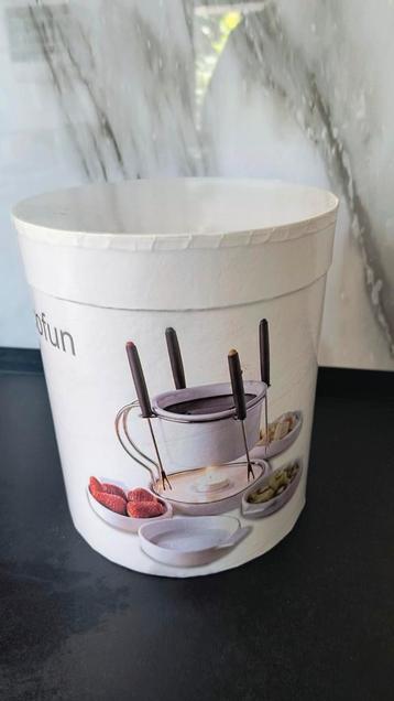 Fondueset beschikbaar voor biedingen
