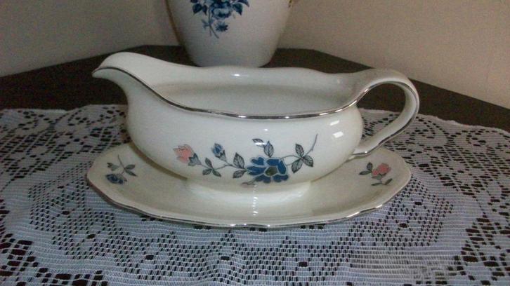 Brocante sauskom / juskom Ivory, Antiek en Kunst, Antiek | Servies los, Ophalen of Verzenden