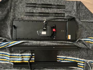 Venset TS700/1000C elektrische TV-lift + draaibeugel SB001 beschikbaar voor biedingen