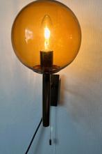 Vintage wandlamp met glazen bol; gekleurd glas doria, Ophalen of Verzenden, Gebruikt, Glas