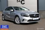 Mercedes A-klasse 180 2018 Grijs Business led verlichting, Auto's, Voorwielaandrijving, 65 €/maand, Gebruikt, 4 cilinders