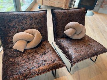 Beige Knoopkussens - Zo Goed Als Nieuw beschikbaar voor biedingen