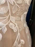 Nieuwe jurken UITVERKOOP! Kortingen t/m 75%, Ophalen, Zo goed als nieuw, Wit, Trouwjurk