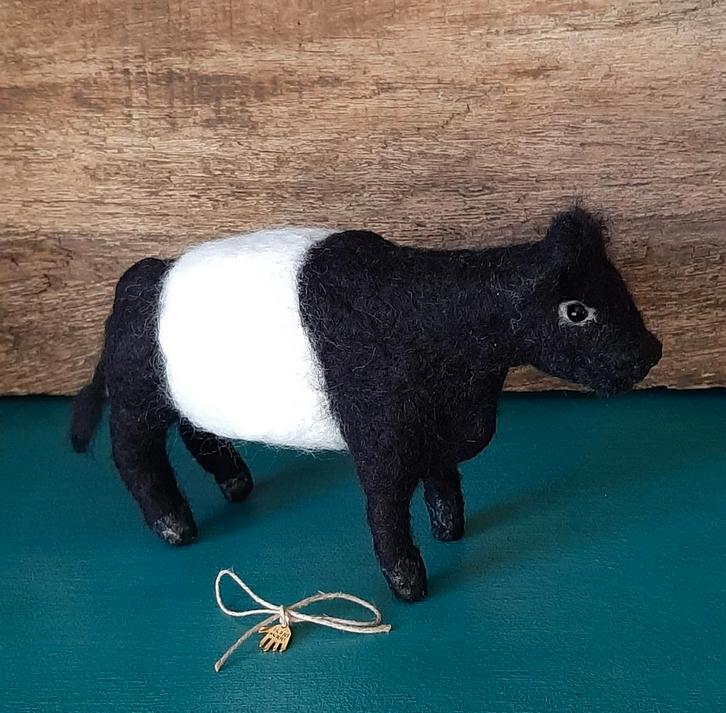 Genaaldvilte Koe wol naaldvilten Lakenvelder koe handgemaakt, Hobby en Vrije tijd, Vilt, Nieuw, Overige typen, Wolvilt, Ophalen of Verzenden