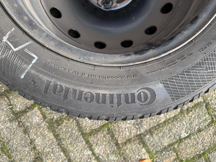 Opel Corsa Winterbanden 185/65 R15T met stalen velgen, Auto-onderdelen, Banden en Velgen, Banden en Velgen, Winterbanden, 15 inch